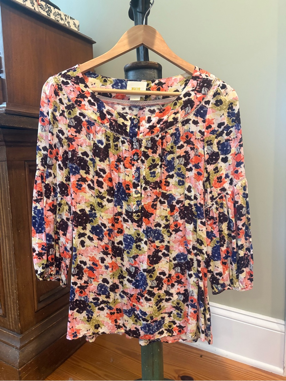 Maeve Multicolor Floral Button-Front Scoop Neck Blouse